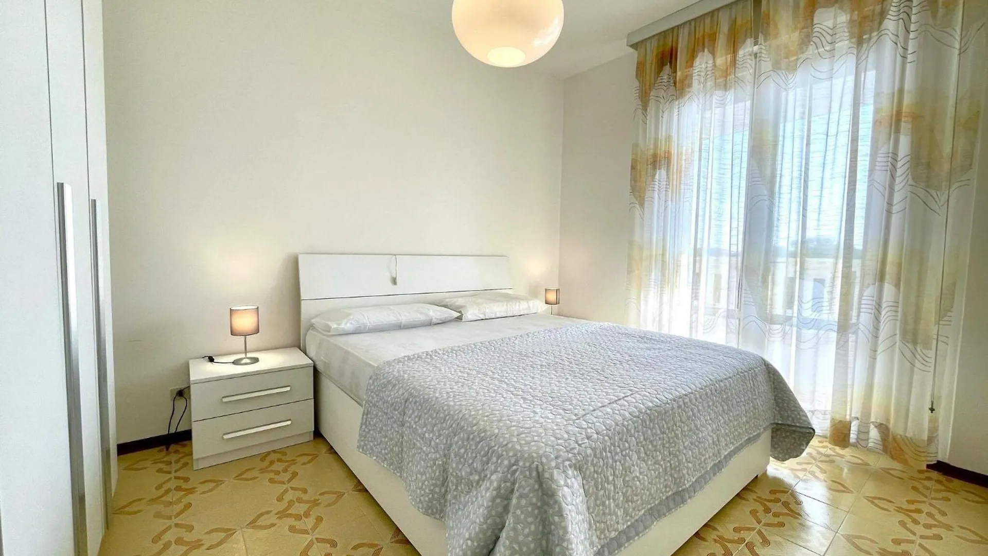 Cosy Apartment With Shared Pool Porto Santa Margherita di Caorle Włochy